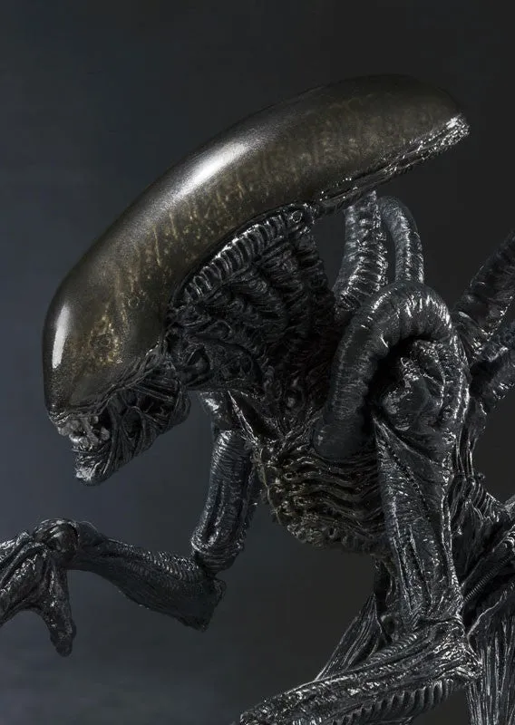 Bandai - S.H.MonsterArts - Alien Warrior